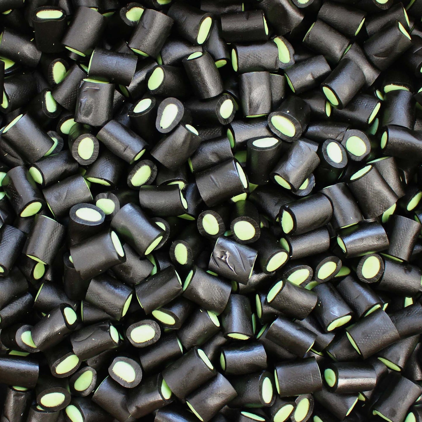 Apple Filled Sweet Black Liquorice - Made in Finland by Porvoon Lakritsi
