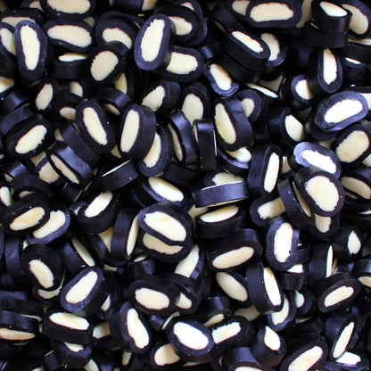 Porvoon Lakritsi Giant Banana Flavoured Sweet Black Liquorice Bites